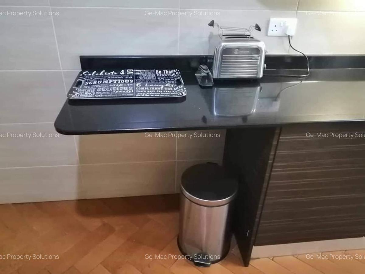 4 Bed House with En Suite in Spring Valley - 16