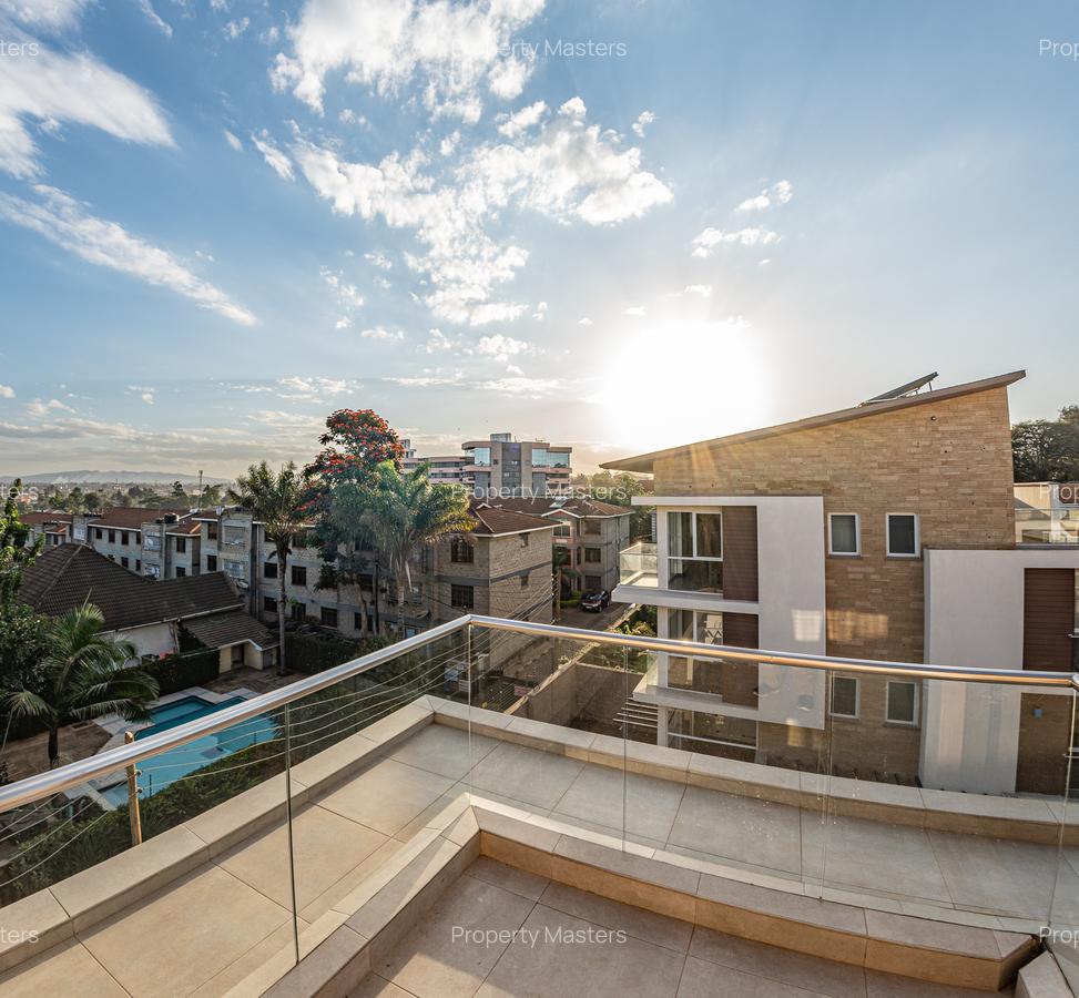 4 Bed Townhouse with En Suite at Kabasiran Avenue - 9