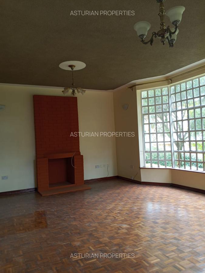 4 Bed Townhouse with En Suite in Karen - 3