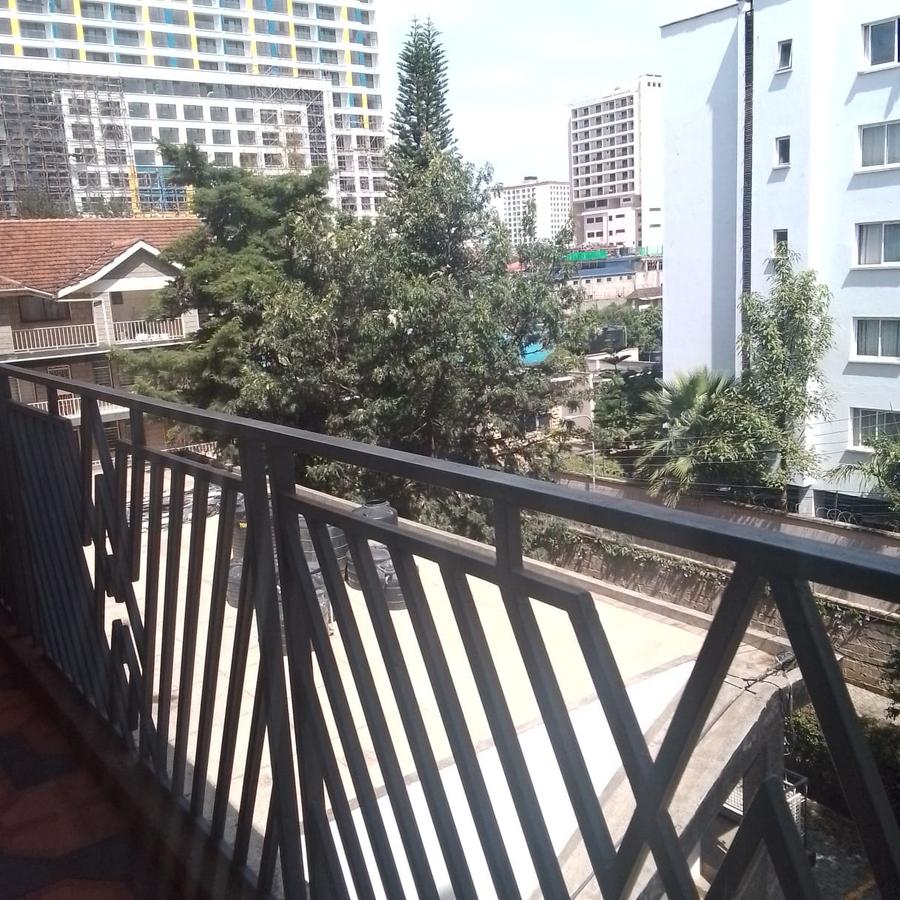 1 Bed Apartment with En Suite in Kilimani - 1