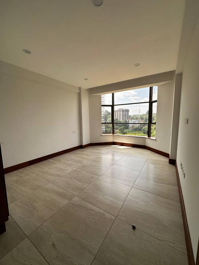 3 Bed Apartment with En Suite in Westlands Area - 6