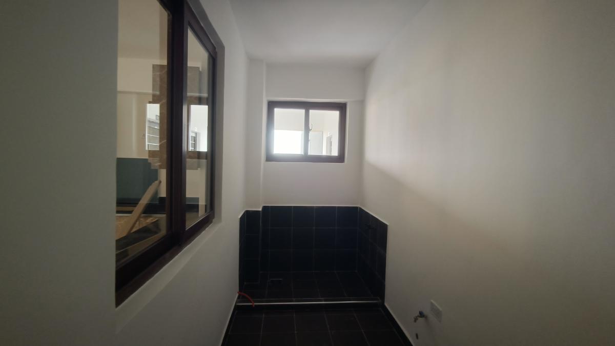 1 Bed Apartment with En Suite at Rhapta Road - 4