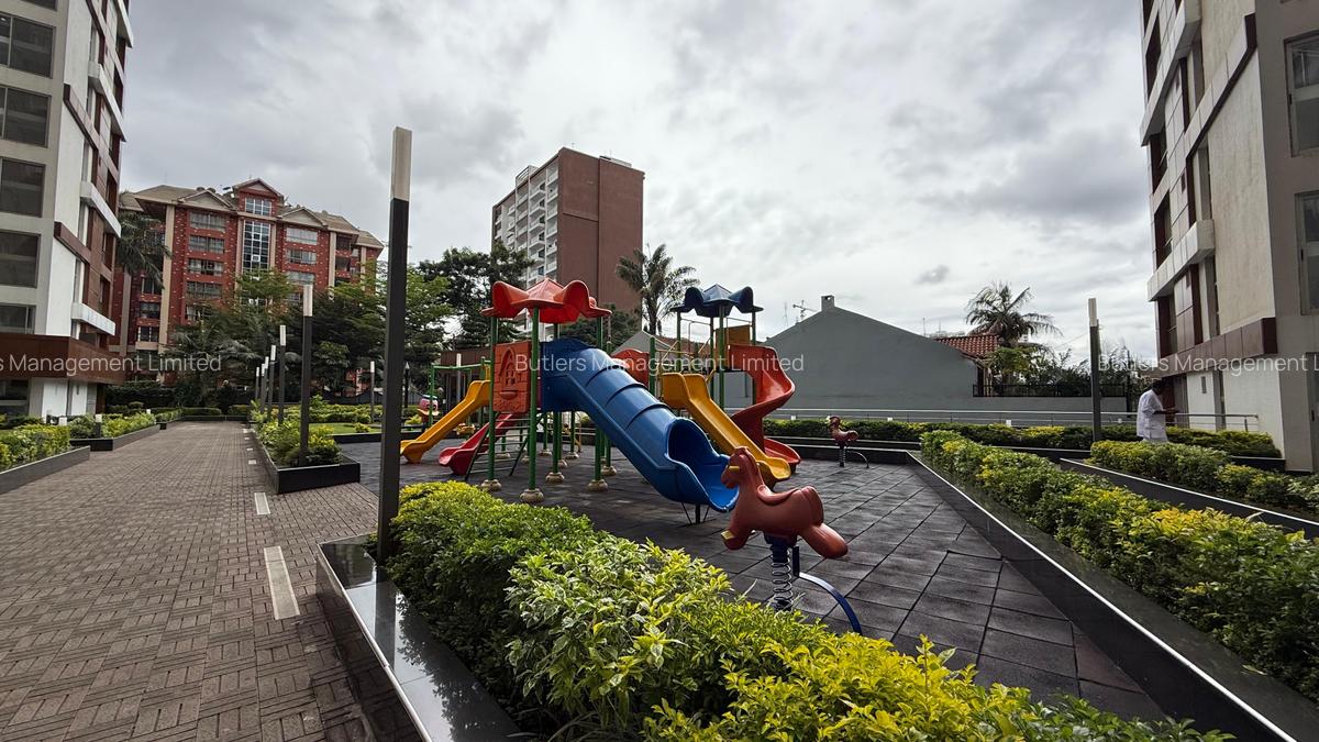 4 Bed Apartment with En Suite in Kileleshwa - 19