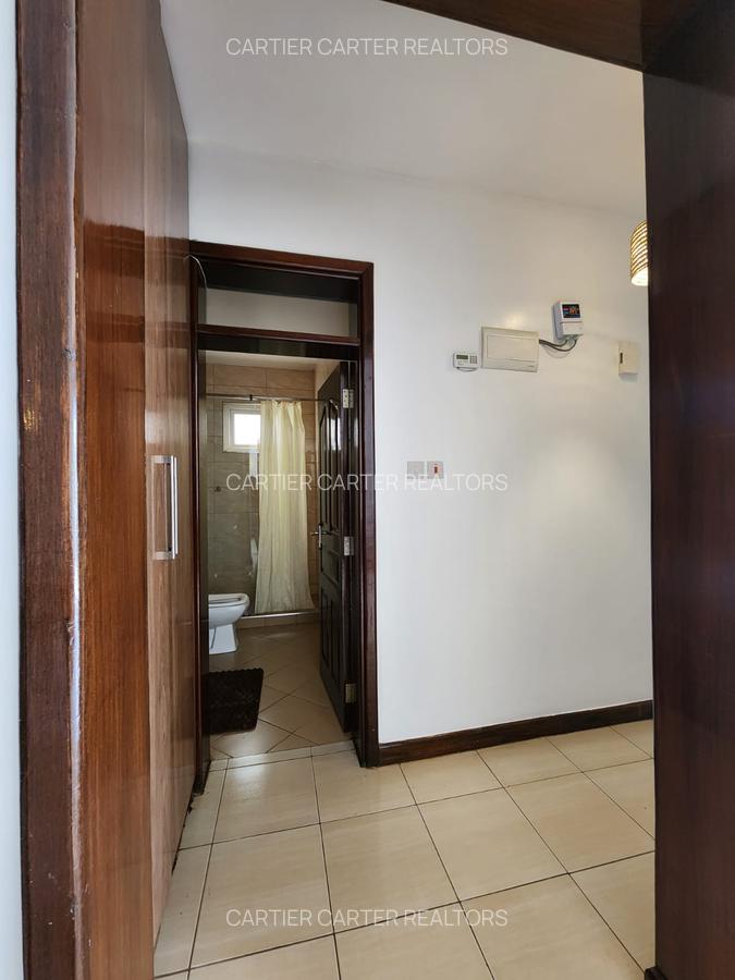 Serviced 2 Bed Apartment with En Suite in Brookside - 6