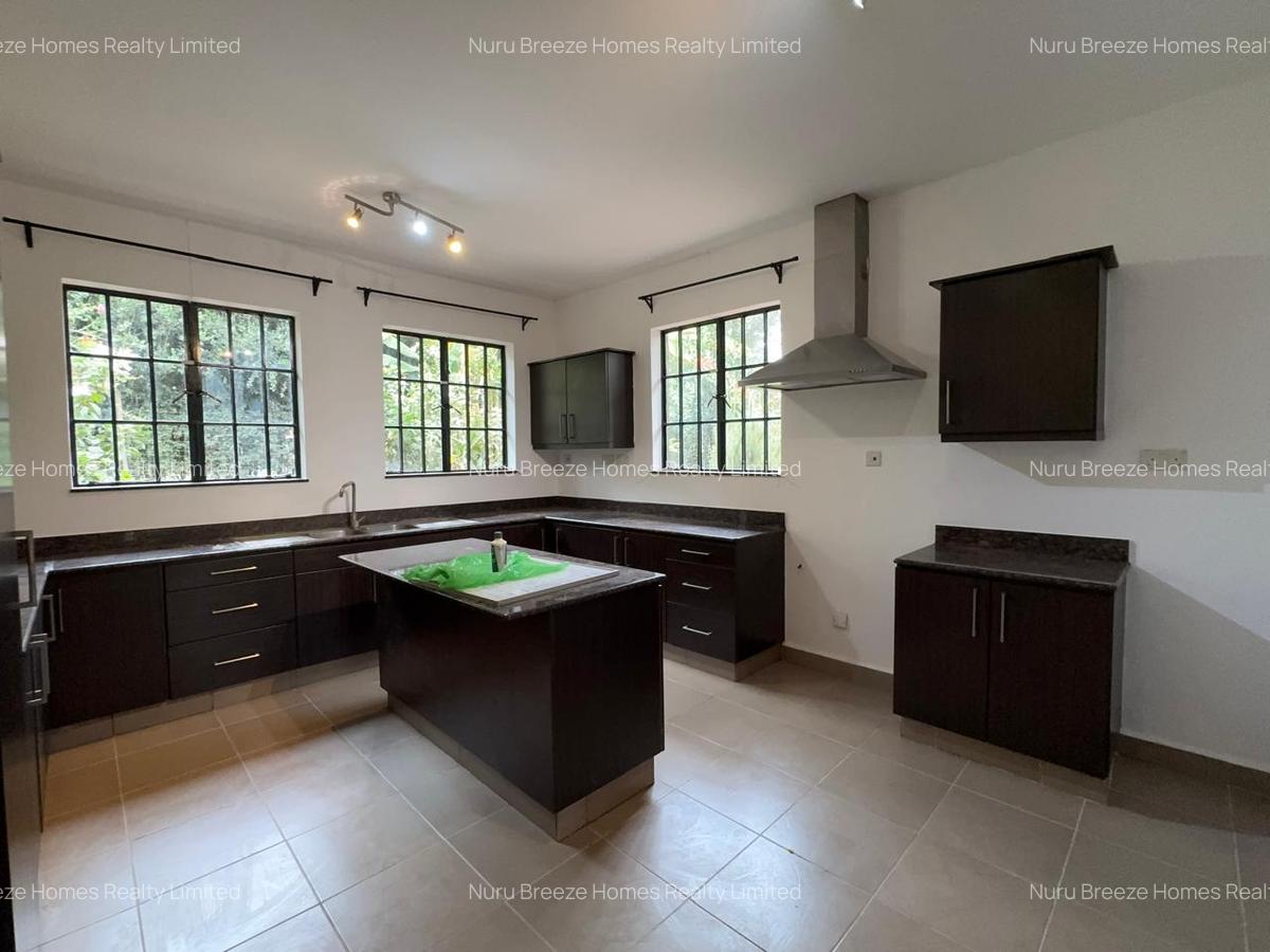 4 Bed House with En Suite in Runda - 6