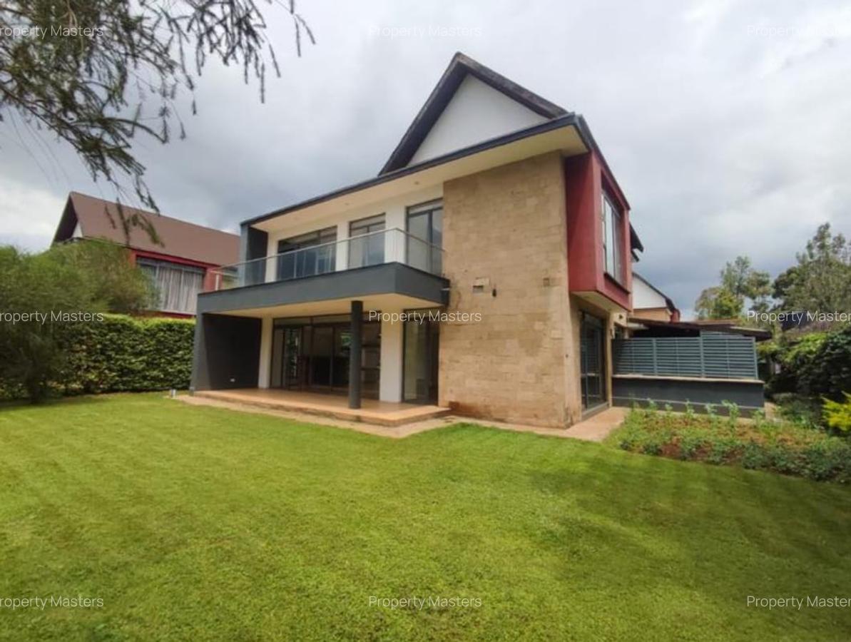 4 Bed House with En Suite at Garden Estate - 19