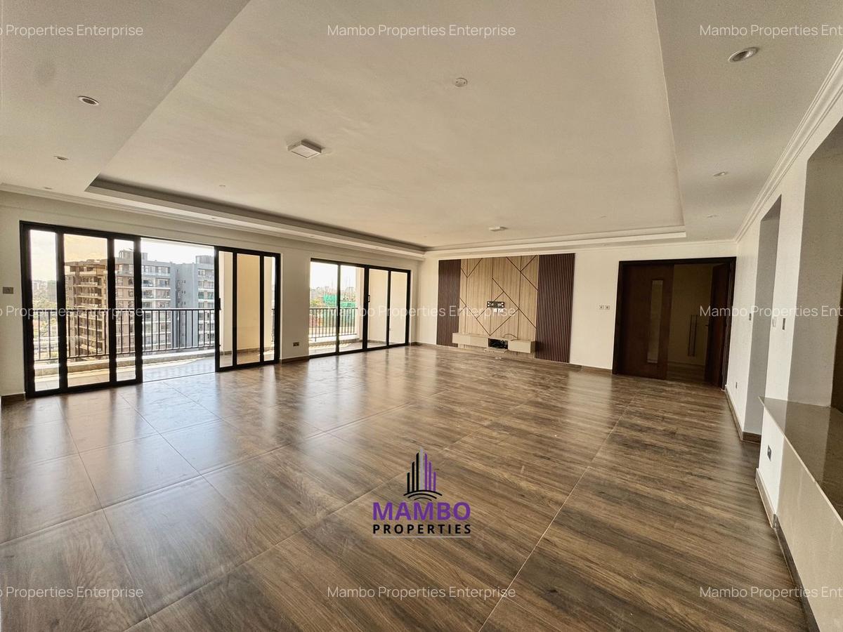 3 Bed Apartment with En Suite at Brookside Drive - 1