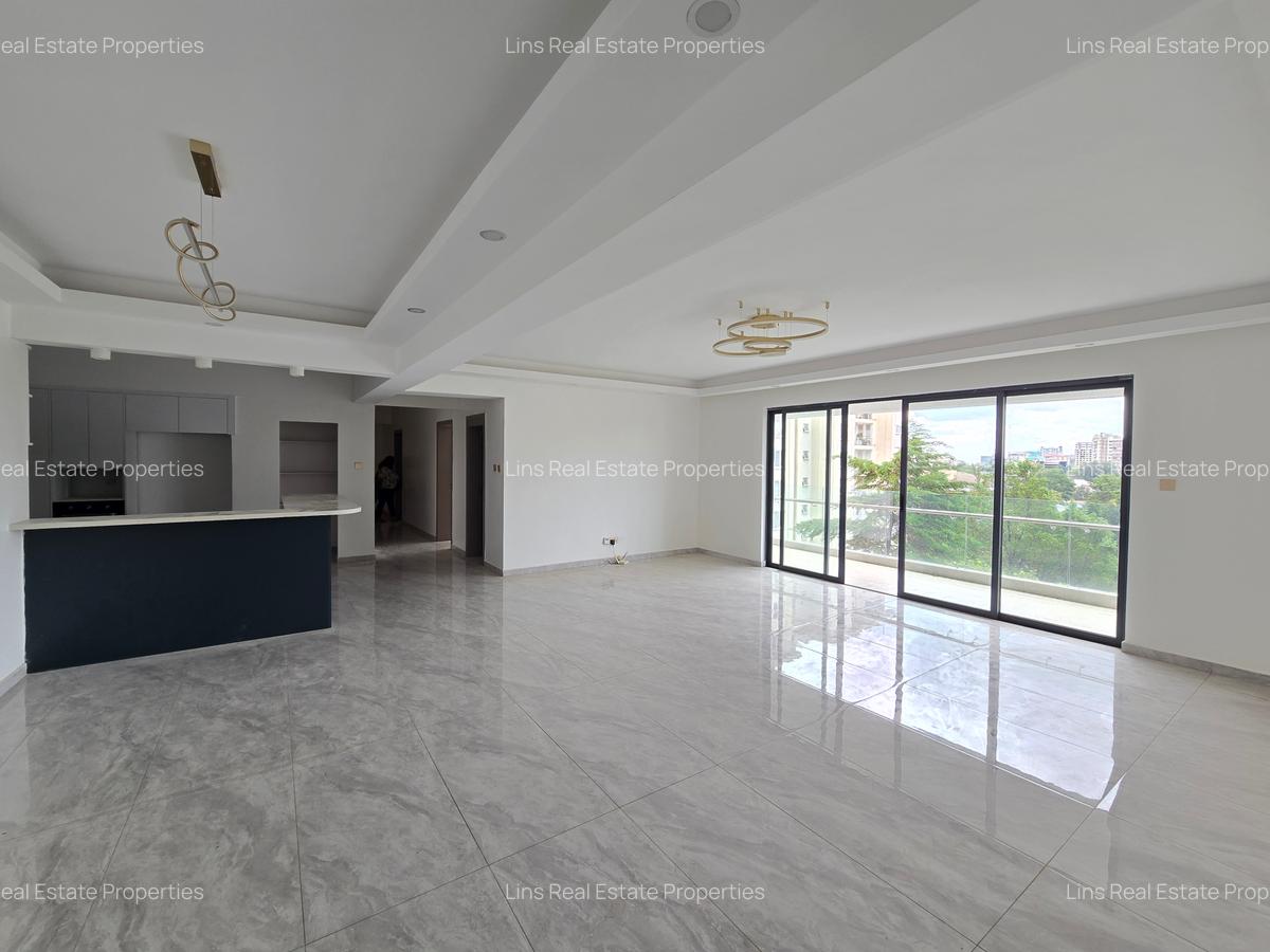Serviced 4 Bed Apartment with En Suite in Lavington - 2