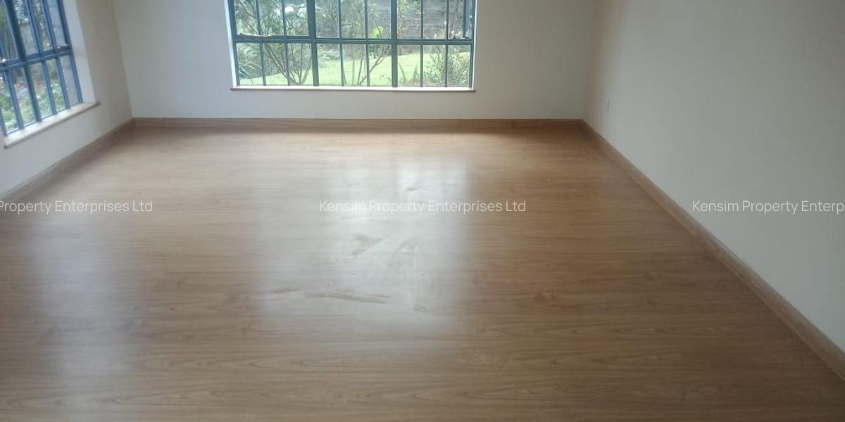 4 Bed Townhouse with En Suite in Runda - 11