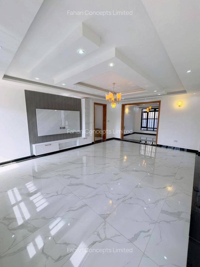 3 Bed Villa with En Suite at Mugutha - 2