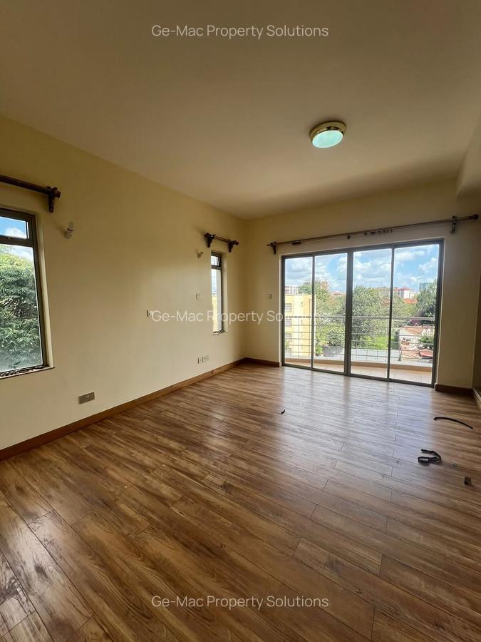 4 Bed Apartment with En Suite in Kileleshwa - 11