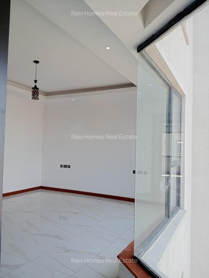 3 Bed Apartment with En Suite in Kileleshwa - 15