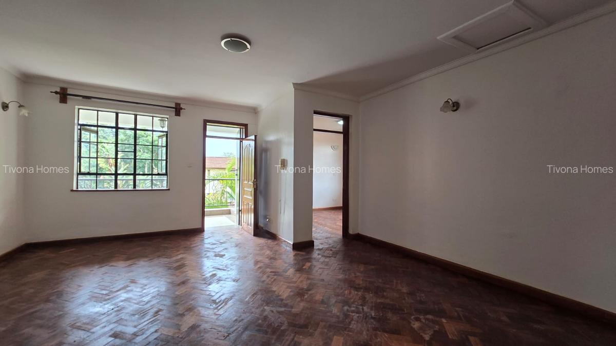 4 Bed Townhouse with En Suite in Kitisuru - 13
