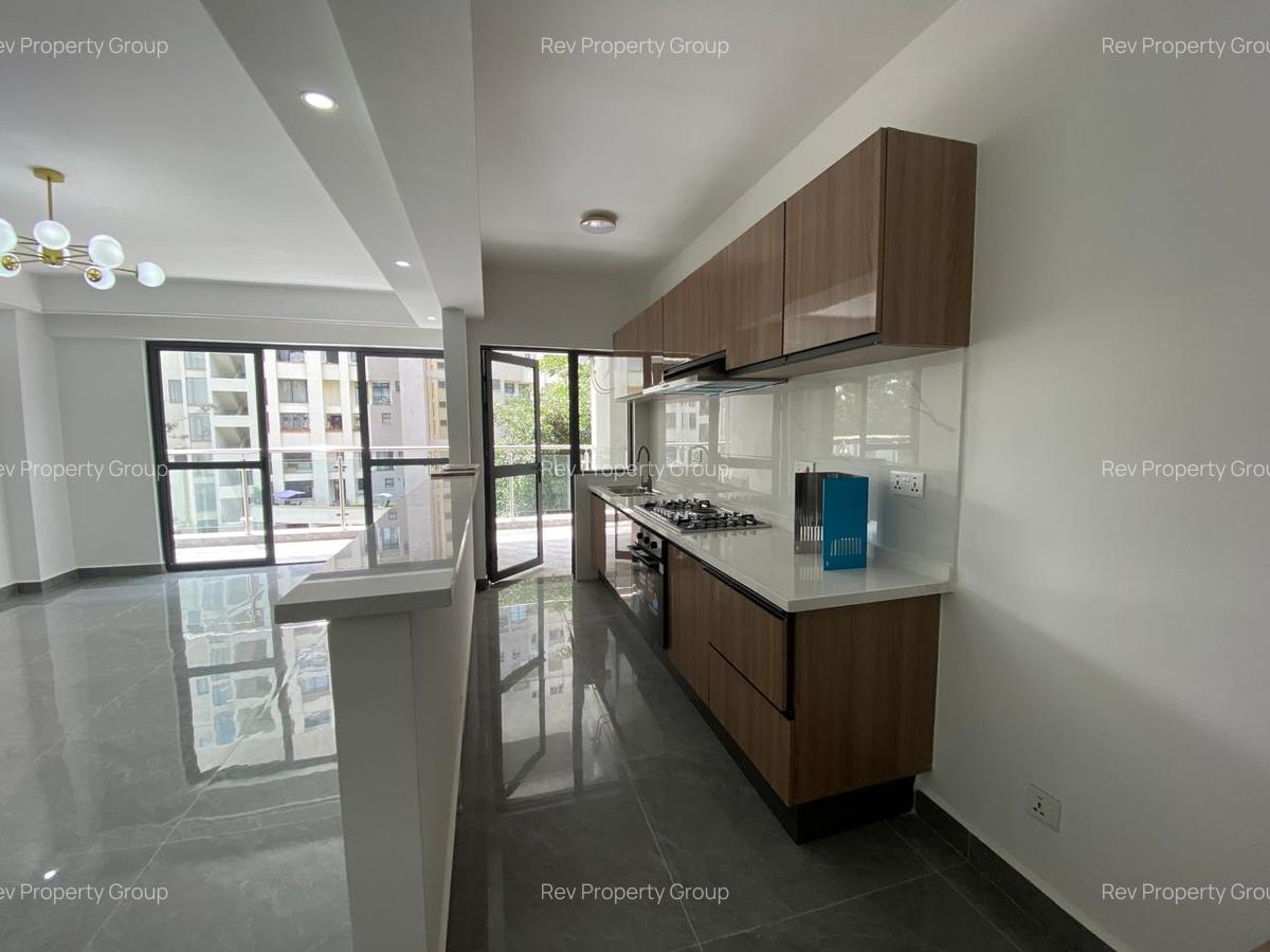 2 Bed Apartment with En Suite in Riverside - 5