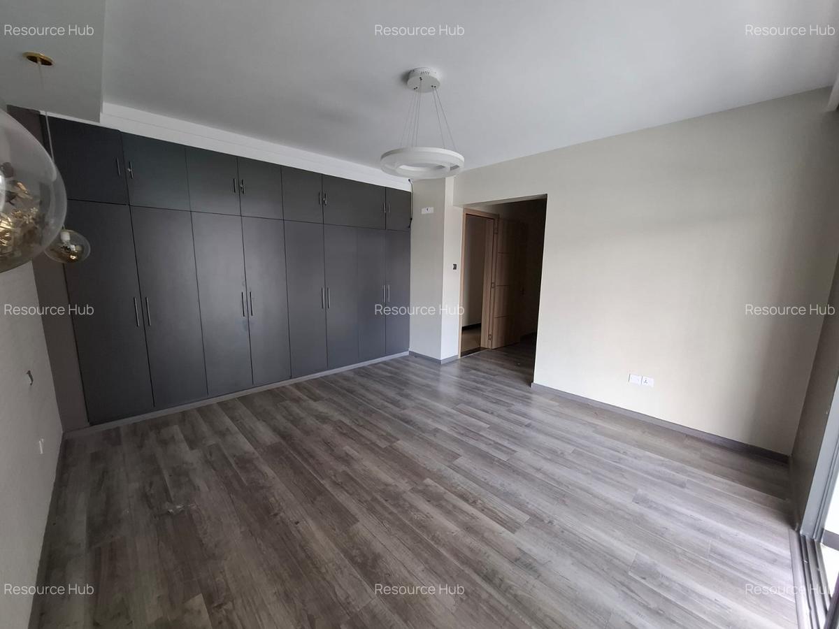 4 Bed Apartment with En Suite at Kilimani - 12