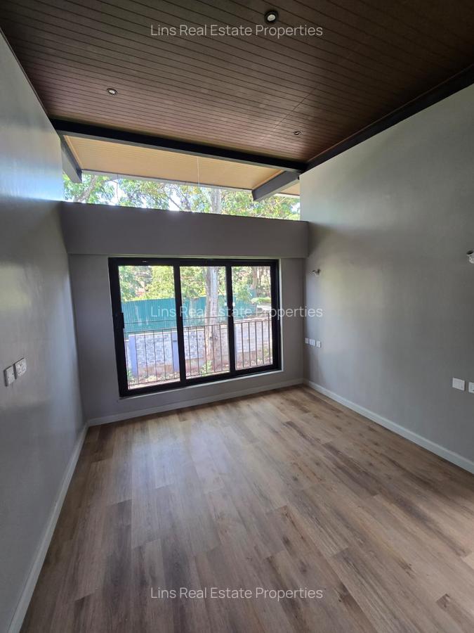 4 Bed Townhouse with En Suite in Runda - 13