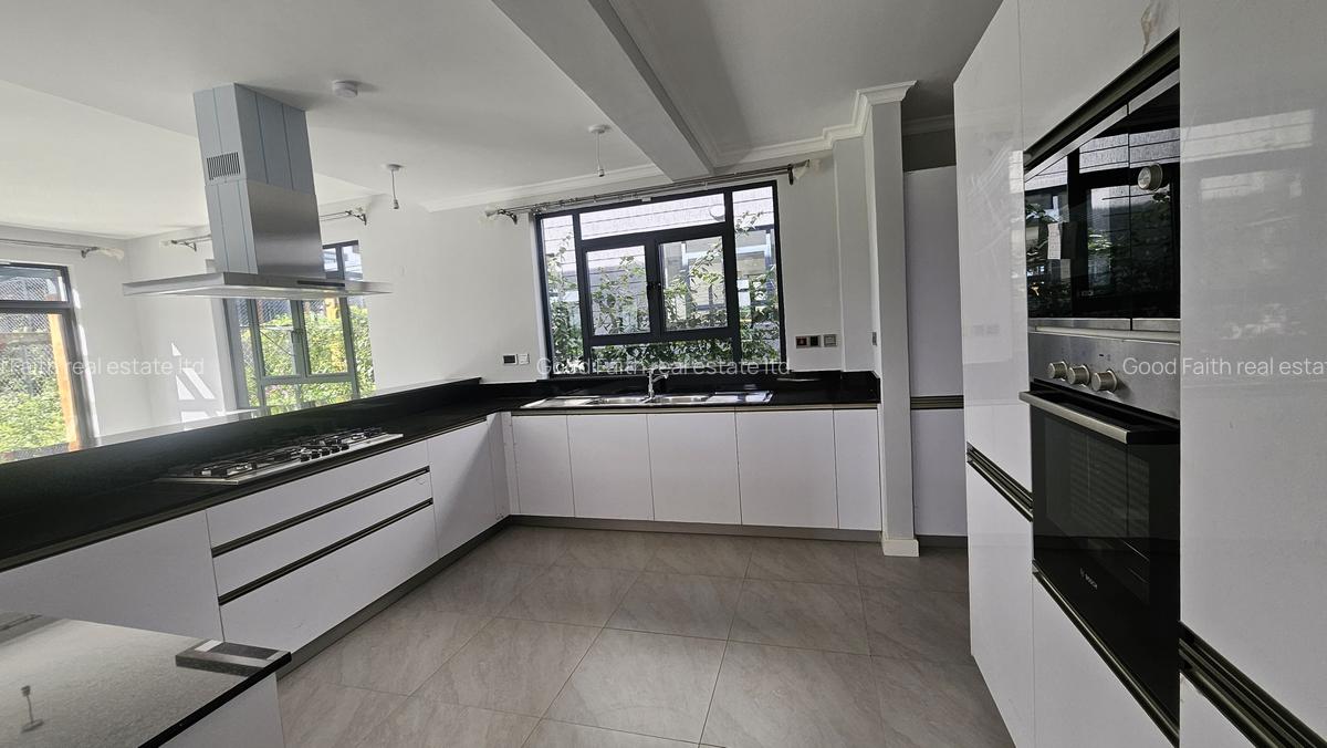 4 Bed Villa with En Suite in Kiambu Road - 20