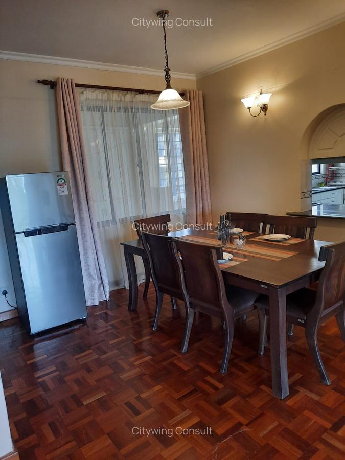 Serviced 2 Bed Apartment with En Suite in Parklands - 5