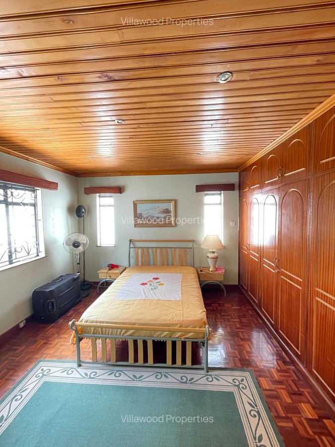 4 Bed House with En Suite in Spring Valley - 10