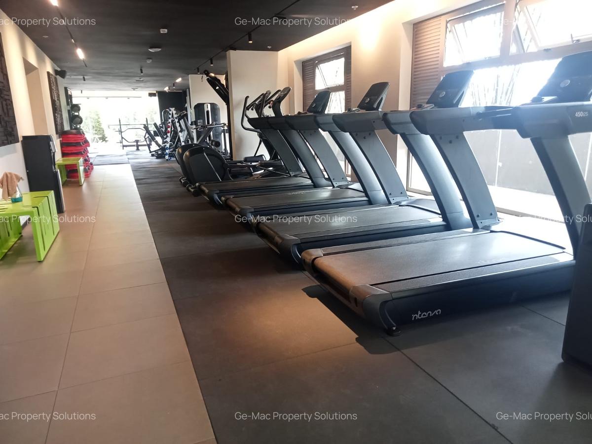 2 Bed Apartment with En Suite in Rosslyn - 9