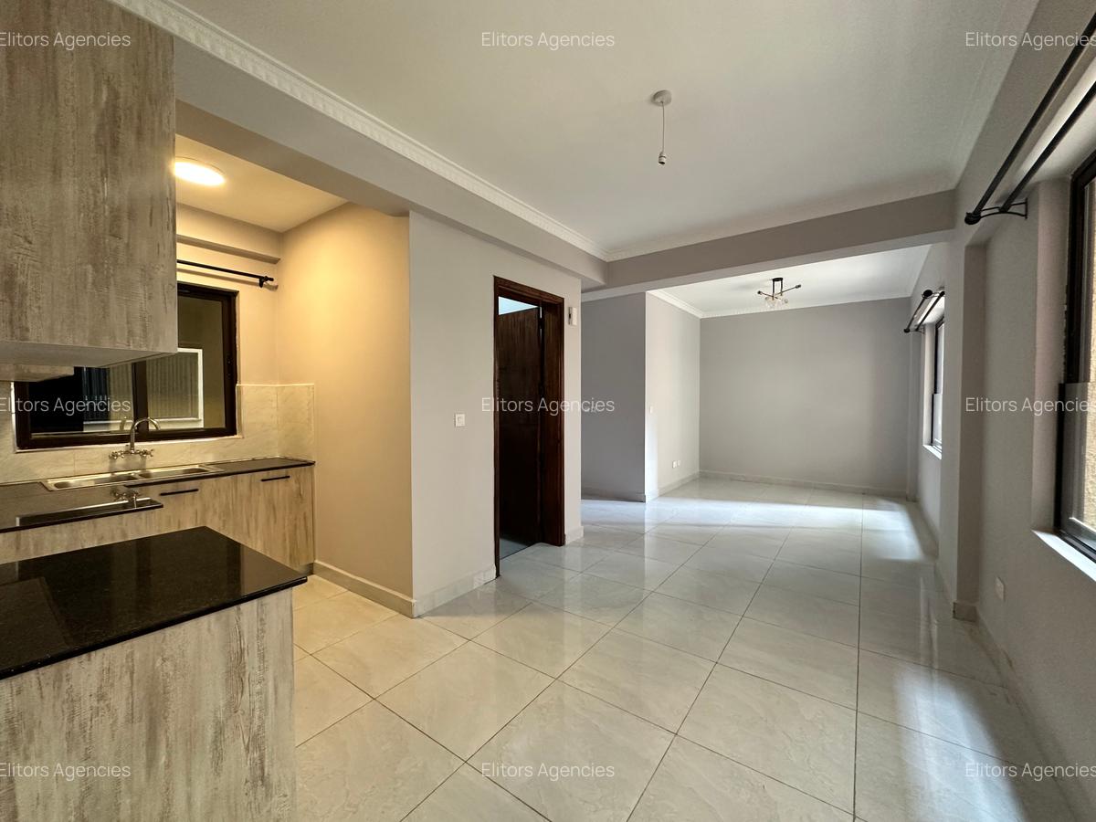 1 Bed Apartment with En Suite at School Lane - 3