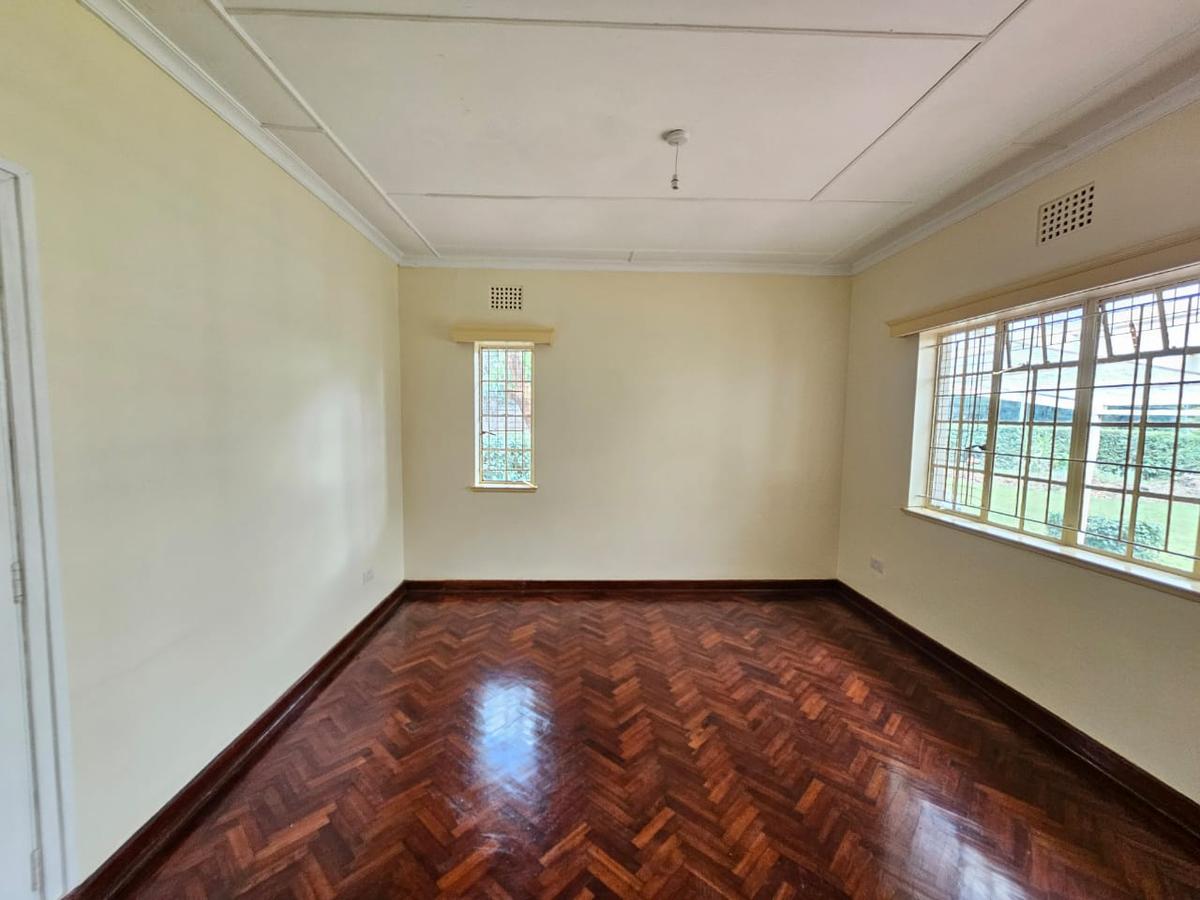 Commercial Property with Service Charge Included in Lavington - 12