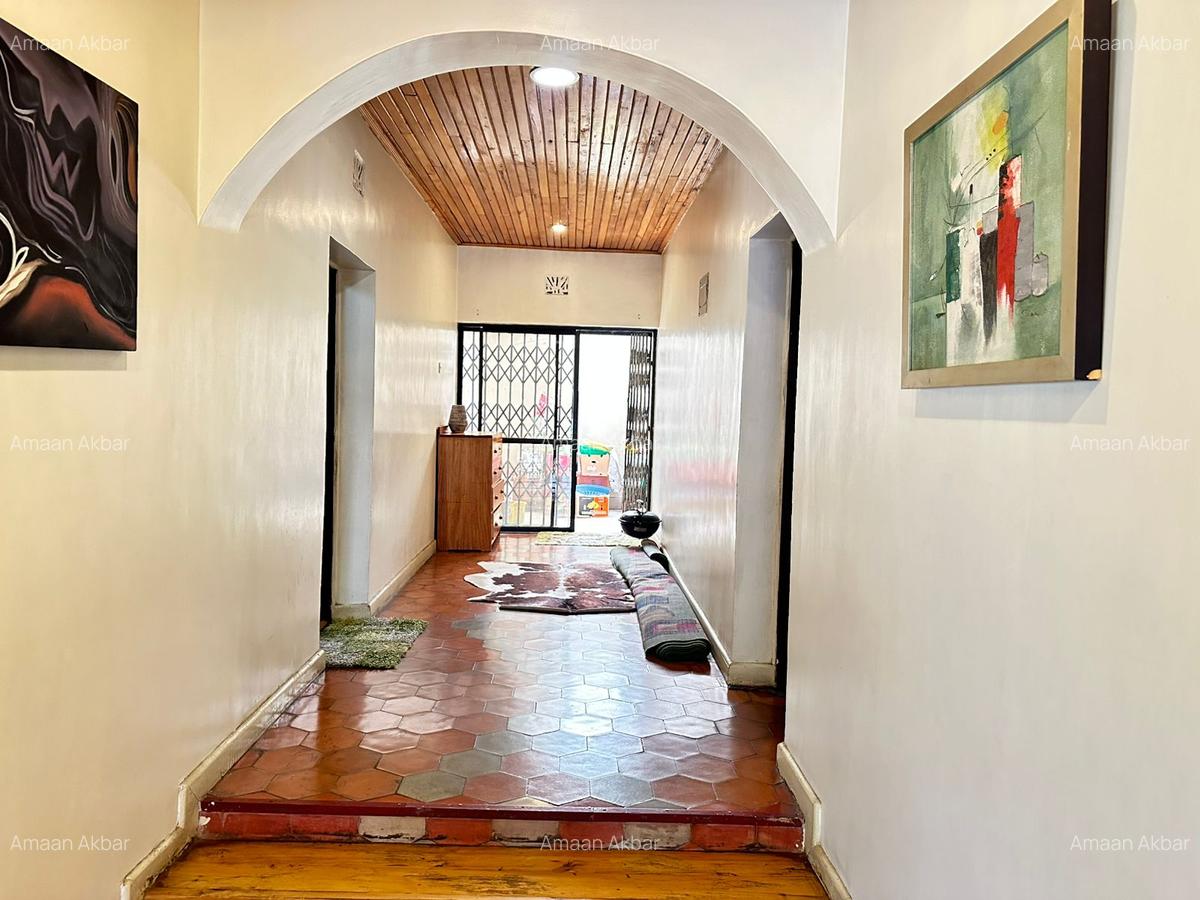5 Bed House with En Suite in Nakuru - 3