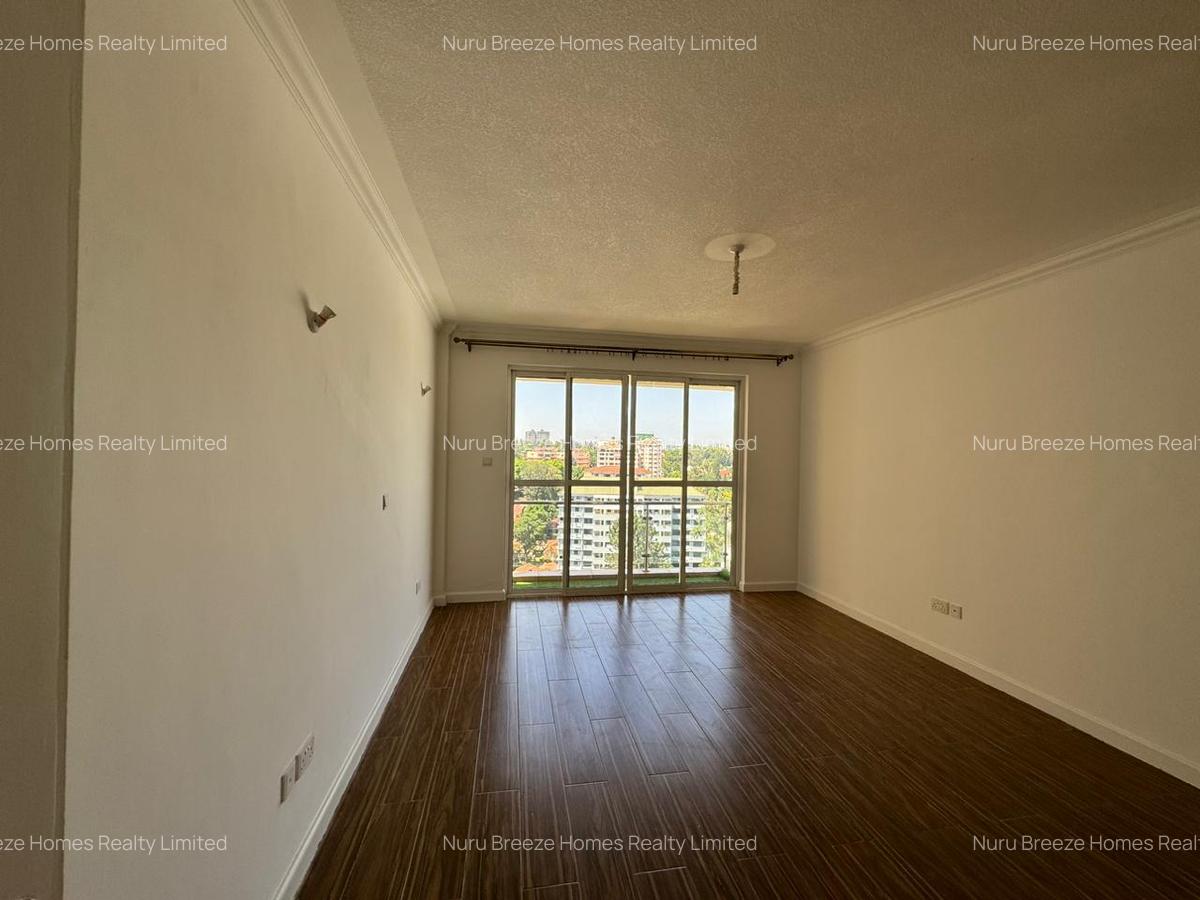 3 Bed Apartment with En Suite in Riverside - 19