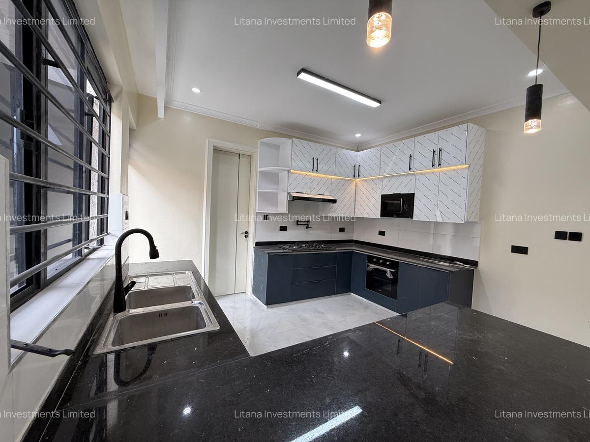 3 Bed House with En Suite in Kitengela - 11