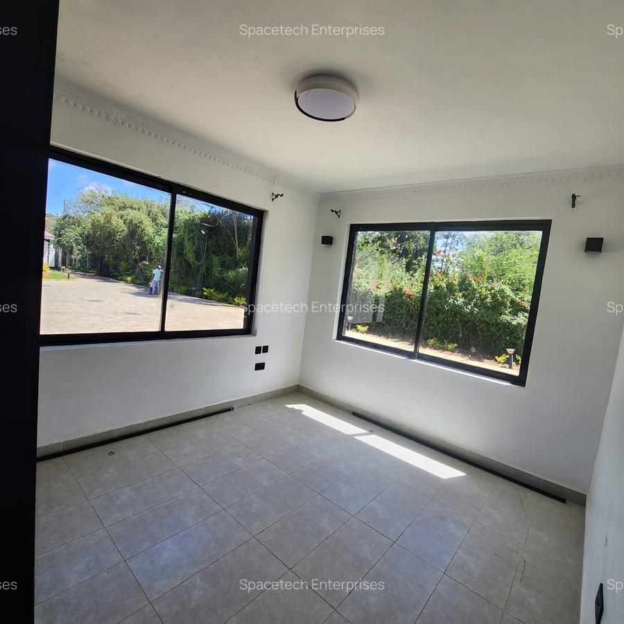 3 Bed House with En Suite in Runda - 4