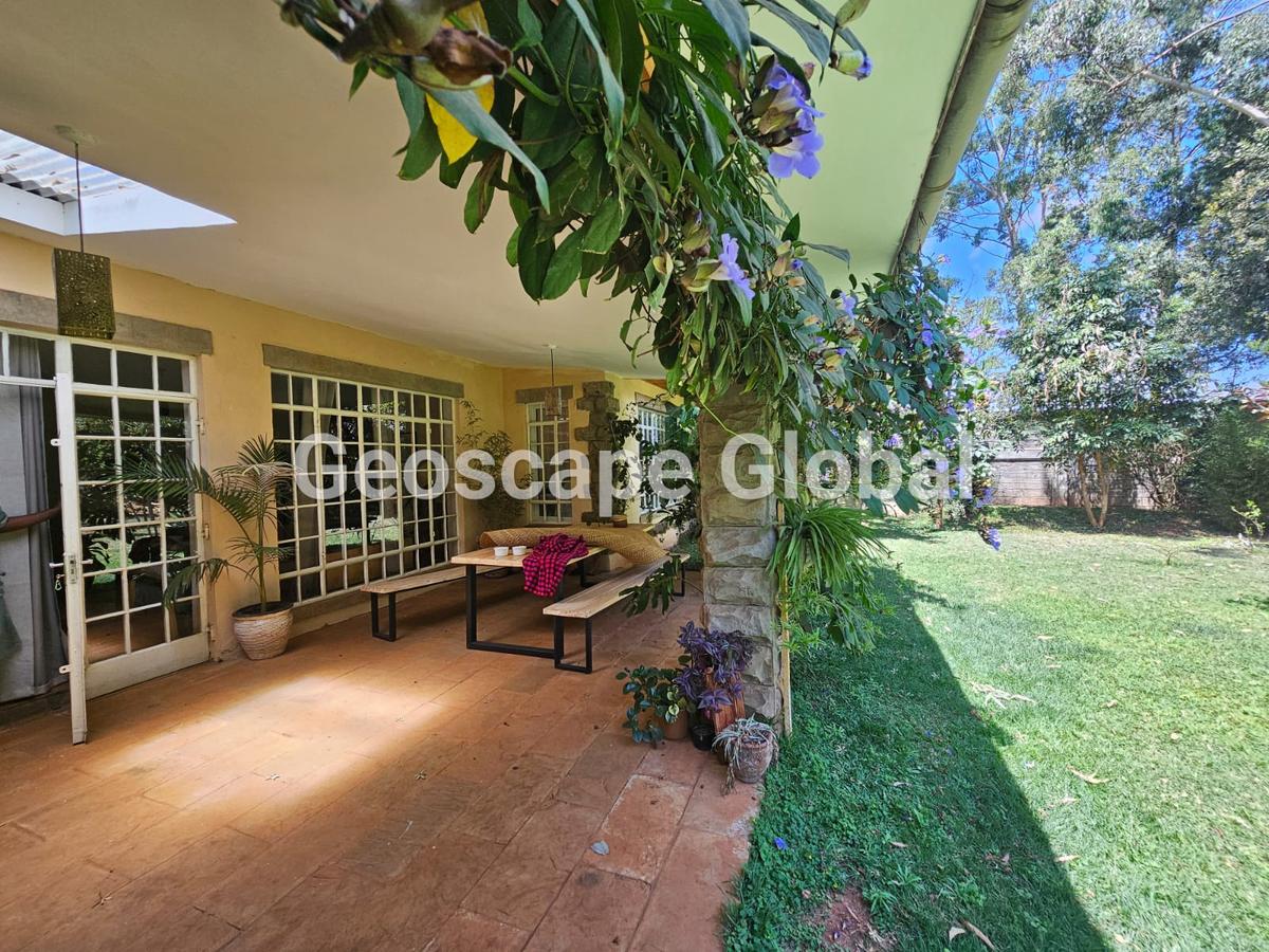 3 Bed House with En Suite in Runda - 1
