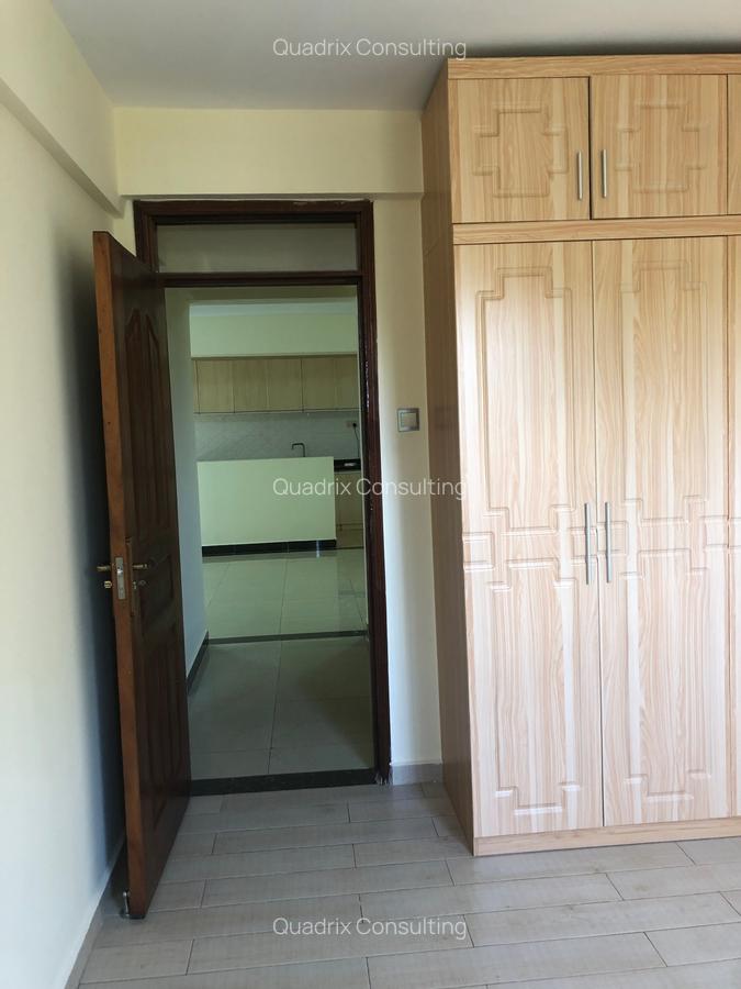 Serviced 2 Bed Apartment with En Suite at Gatundu Road - 4