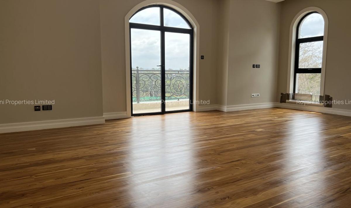 4 Bed Villa with En Suite in Loresho - 2