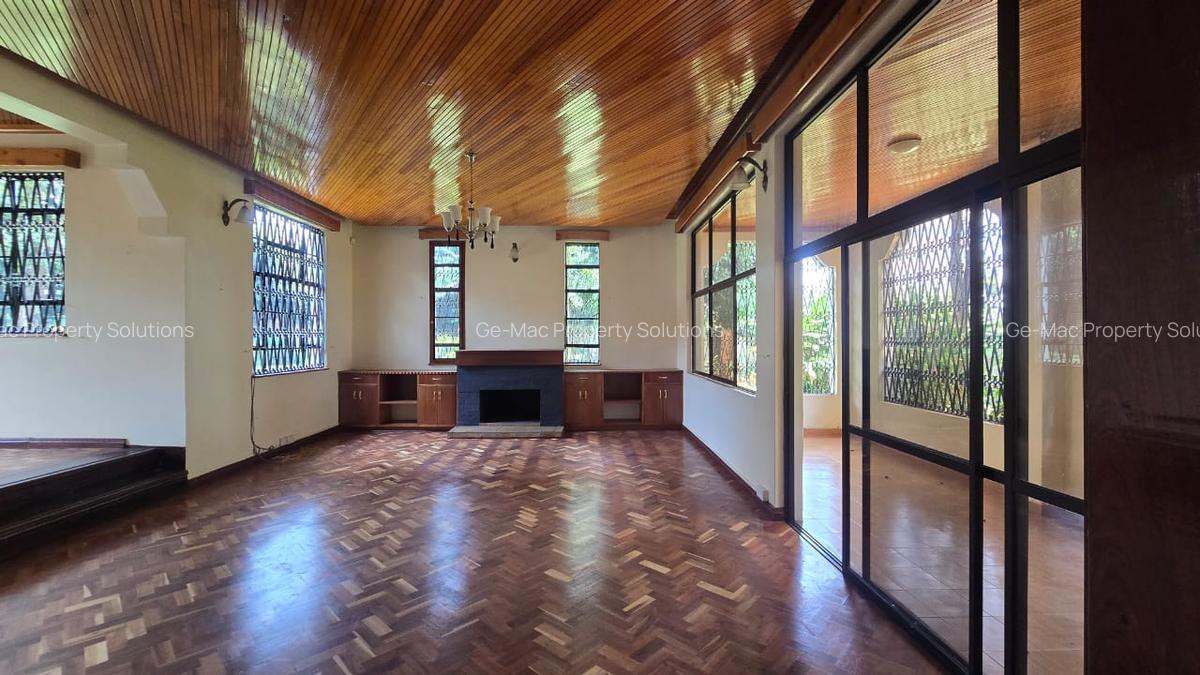 4 Bed House with En Suite in Runda - 13