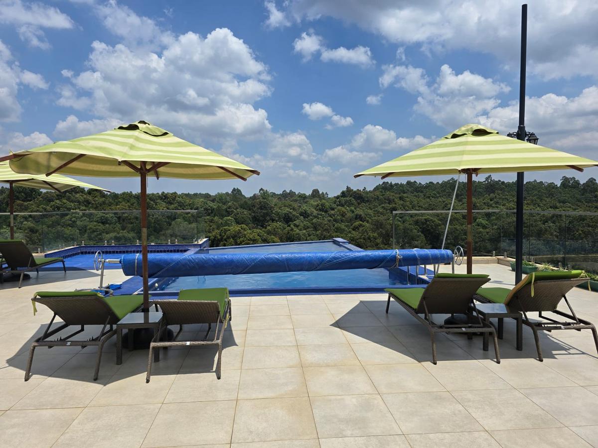 2 bed apartment with en suite in westlands area