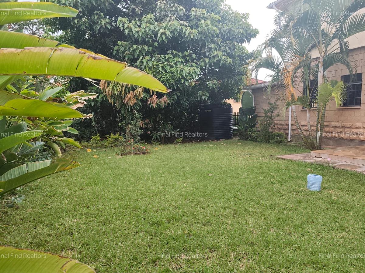 4 Bed Townhouse with En Suite in Kitisuru - 16