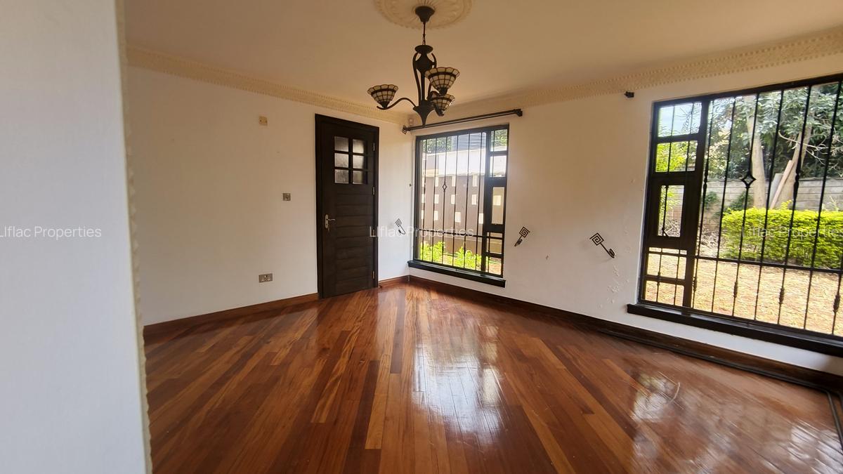 5 Bed House with En Suite in Runda - 18