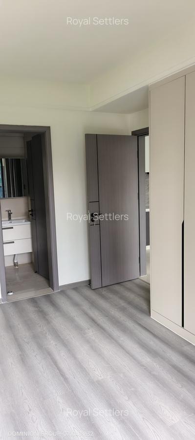 1 Bed Apartment with En Suite at Westlands Road - 6