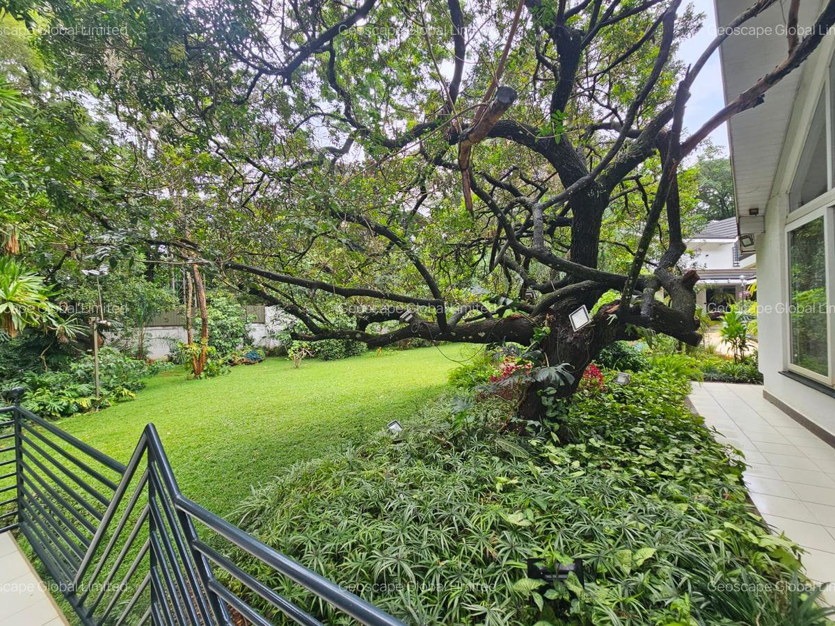 2 Bed Apartment with En Suite in Gigiri - 1