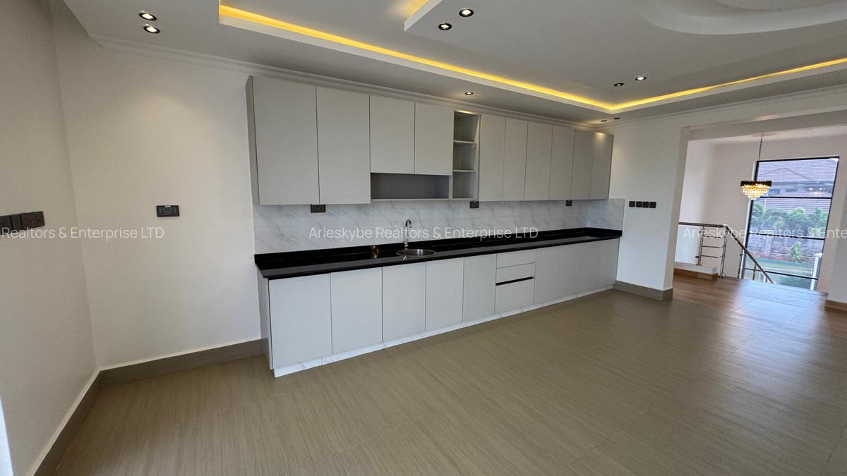 4 Bed House with En Suite in Tatu City - 11