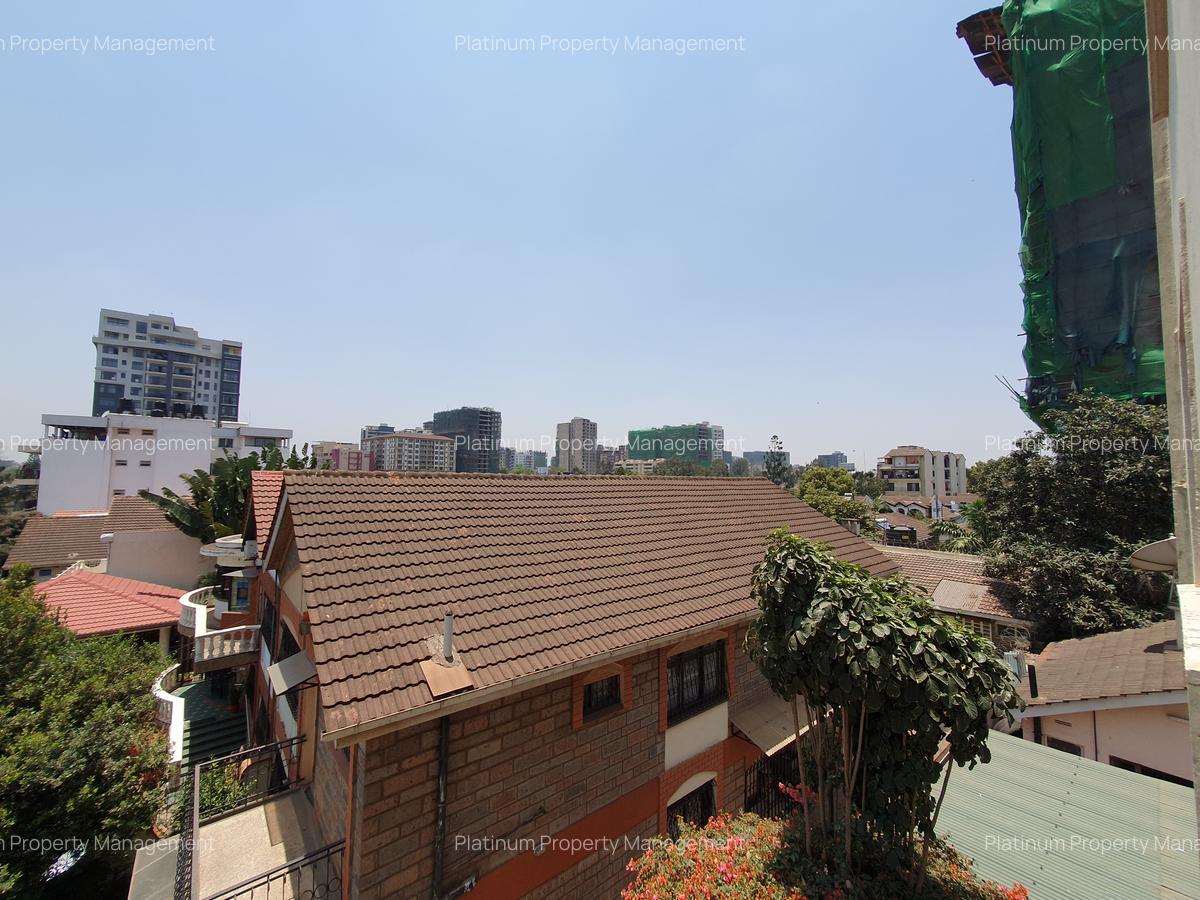 3 Bed Apartment with En Suite in Parklands - 18