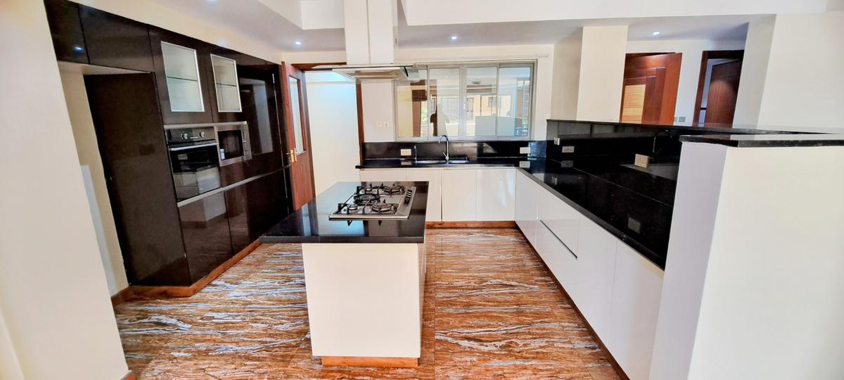 3 Bed Apartment with En Suite in Kileleshwa - 4