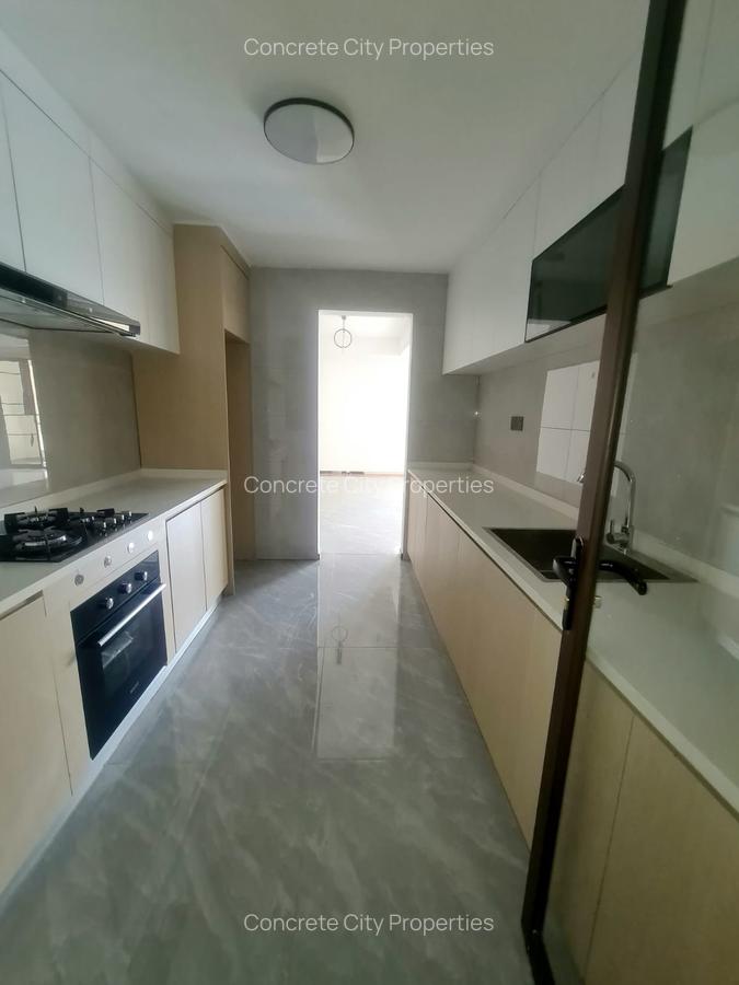 2 Bed Apartment with En Suite in Riverside - 5