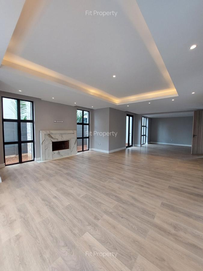 5 Bed House with Swimming Pool in Runda - 6