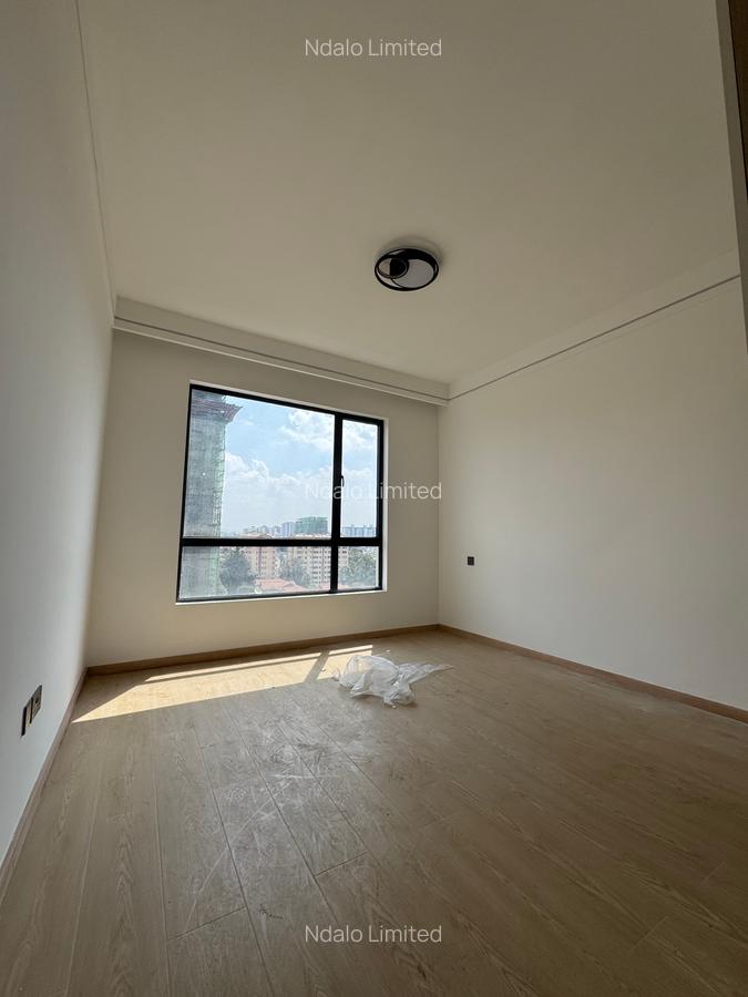 2 Bed Apartment with En Suite at Lavington - 9