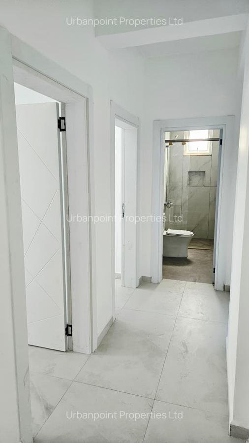 2 Bed Apartment with En Suite in Nyali Area - 11