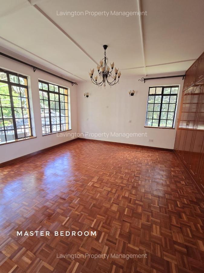 4 Bed Townhouse with En Suite at Lavington Green - 11