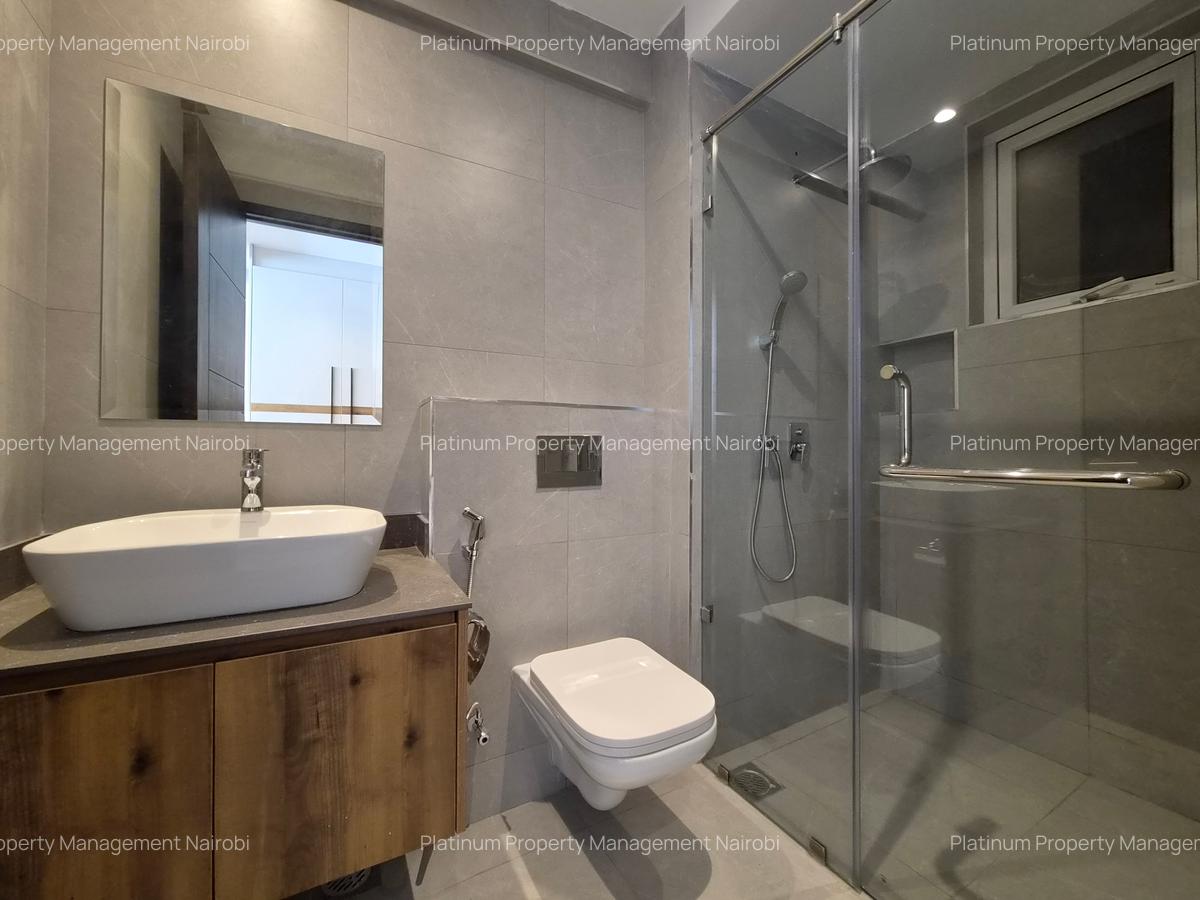 5 Bed Apartment with En Suite at General Mathenge Drive - 15