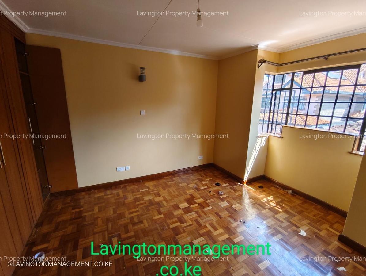 4 Bed Townhouse with En Suite at Lavington Green - 12