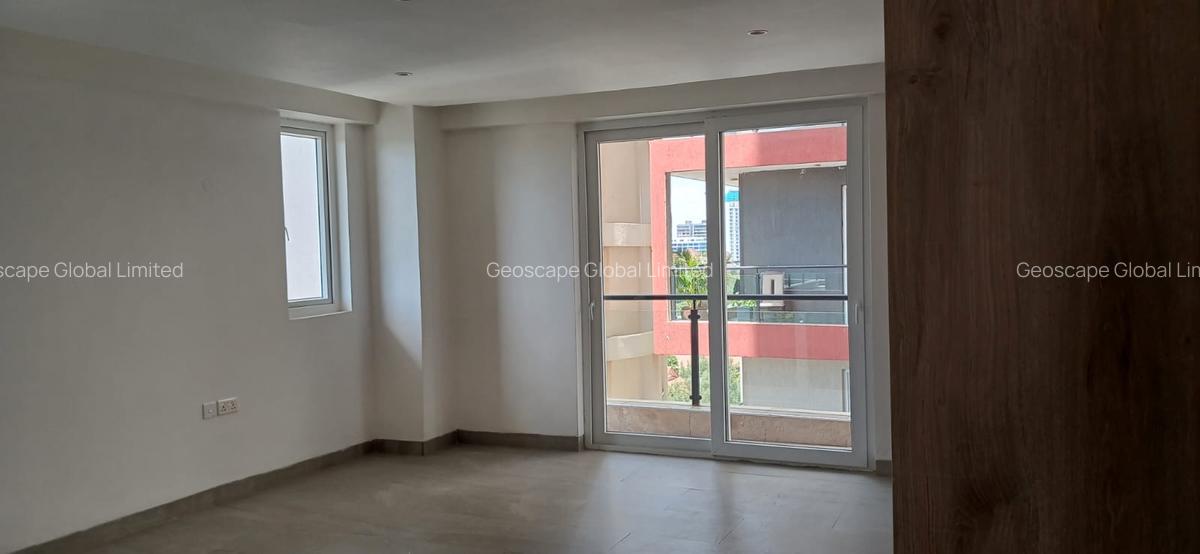 4 Bed Apartment with En Suite in General Mathenge - 4